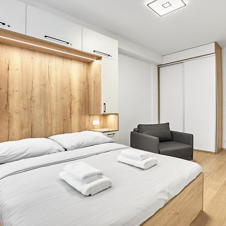 Moderně zařízený apartmán s garážovým stáním Loučná pod Klínovcem Exterior foto