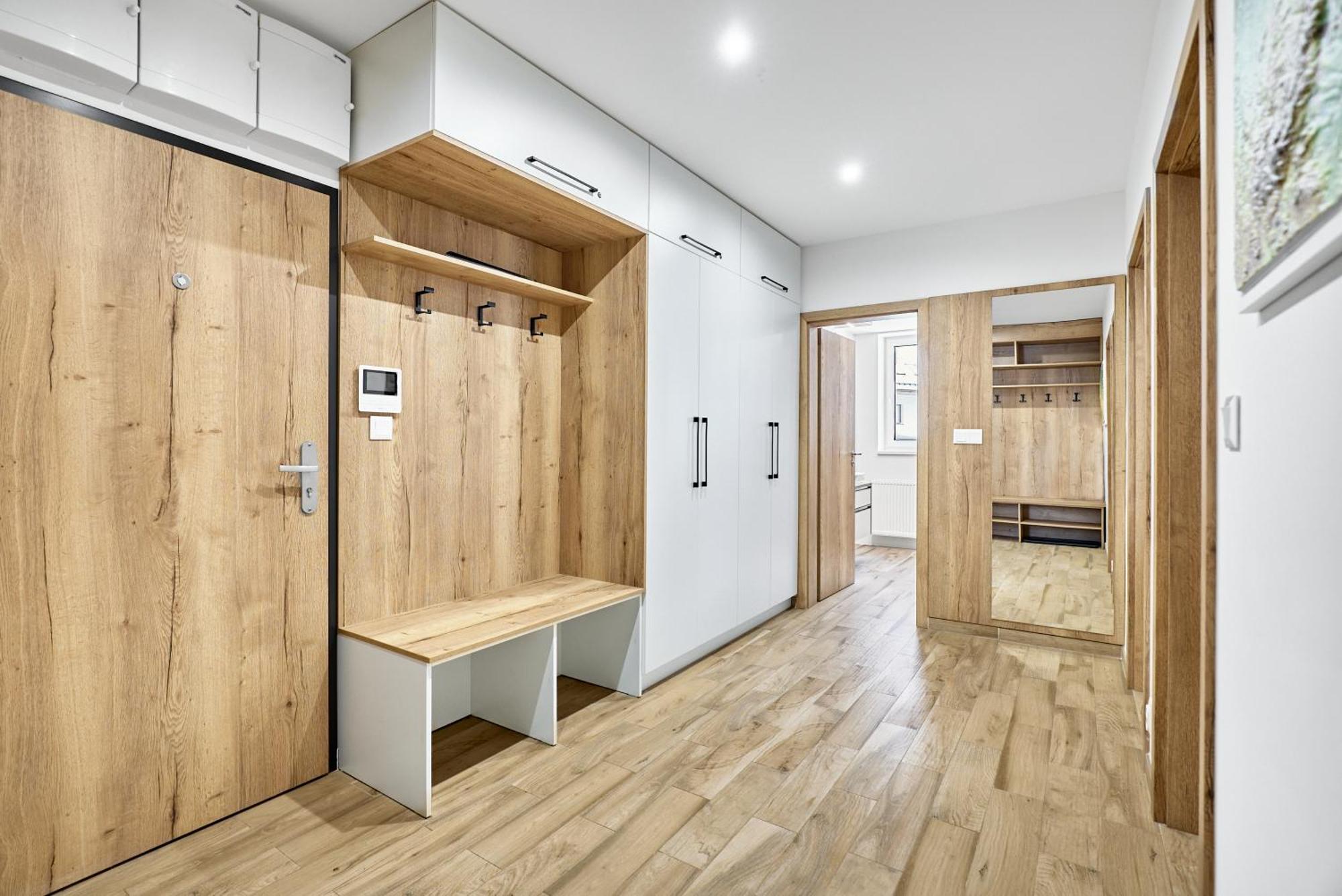 Moderně zařízený apartmán s garážovým stáním Loučná pod Klínovcem Exterior foto